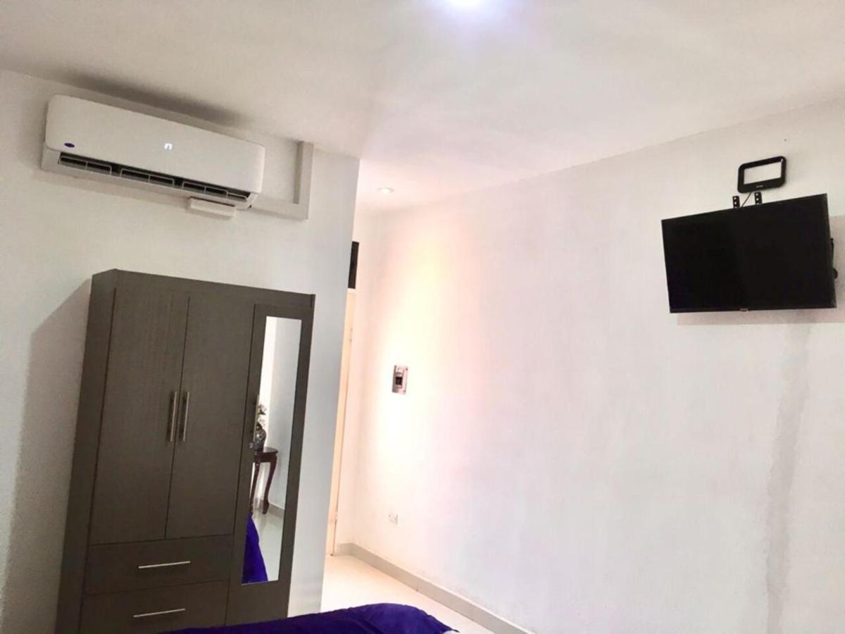 Suites Cervantes Chihuahua Extérieur photo