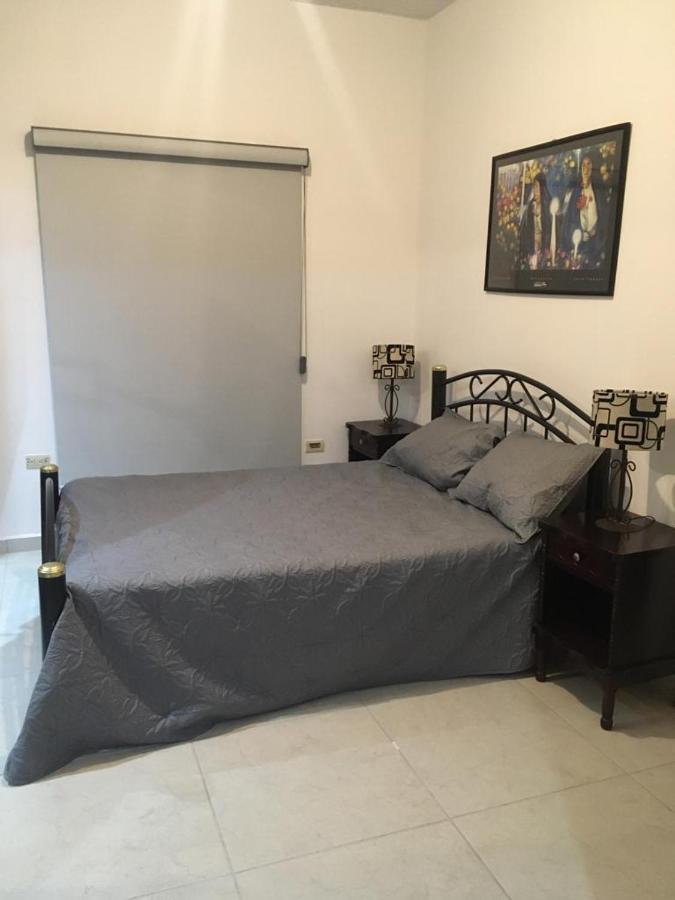 Suites Cervantes Chihuahua Extérieur photo