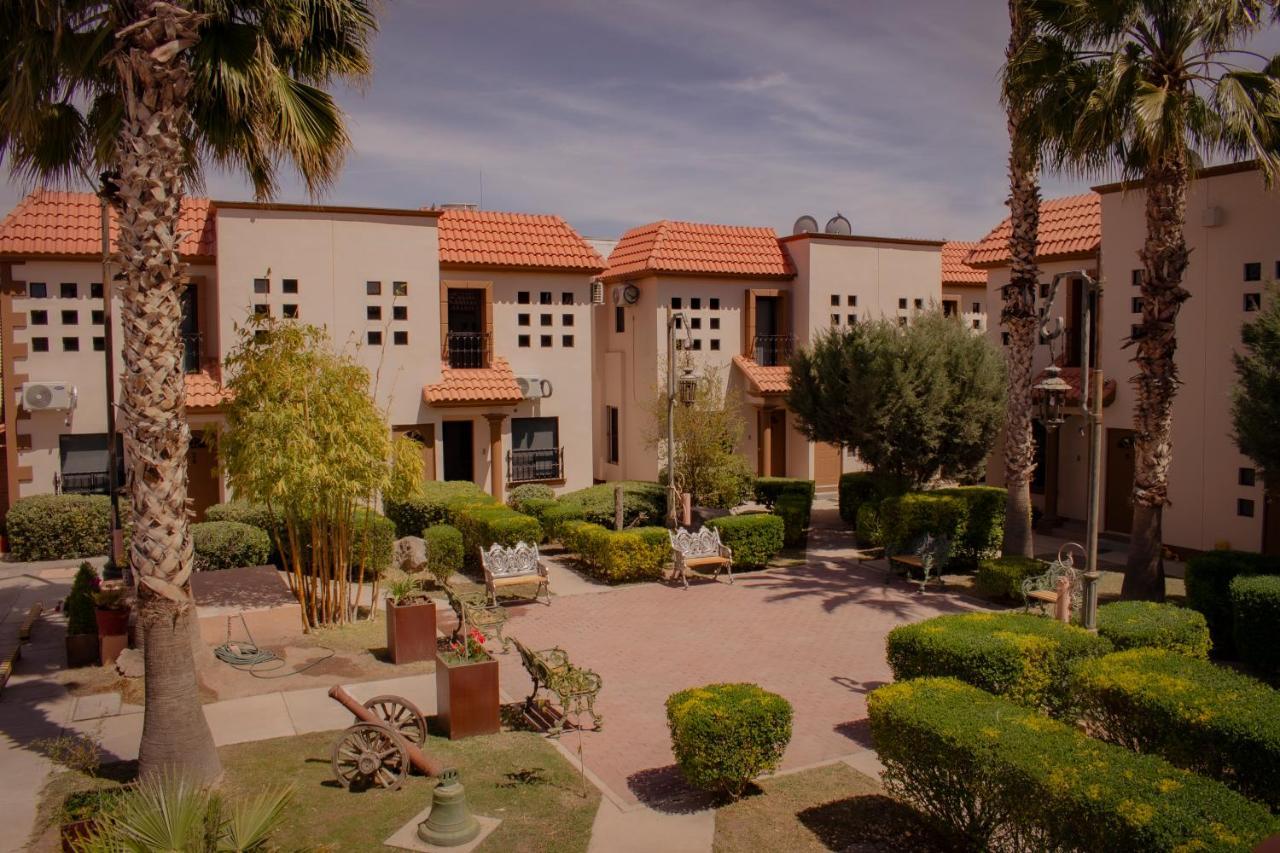 Suites Cervantes Chihuahua Extérieur photo
